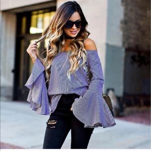 💙Blue & White small checkered top💙